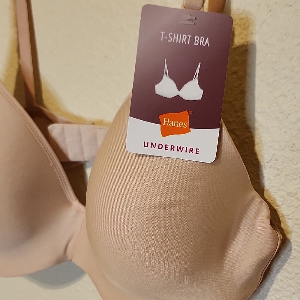 Hanes Tan Full-Coverage Bra with Molded Cups - Picture 2 of 6